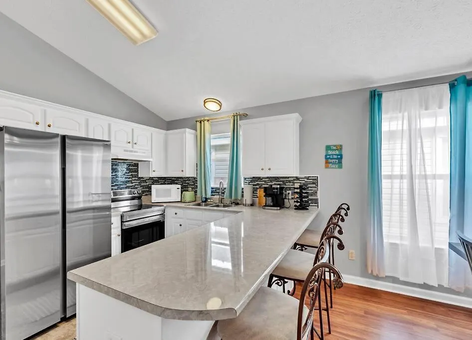 Walk 2 2Pools & Beach Front Back Covered Area Kids Rm Panama City Beach 0*,