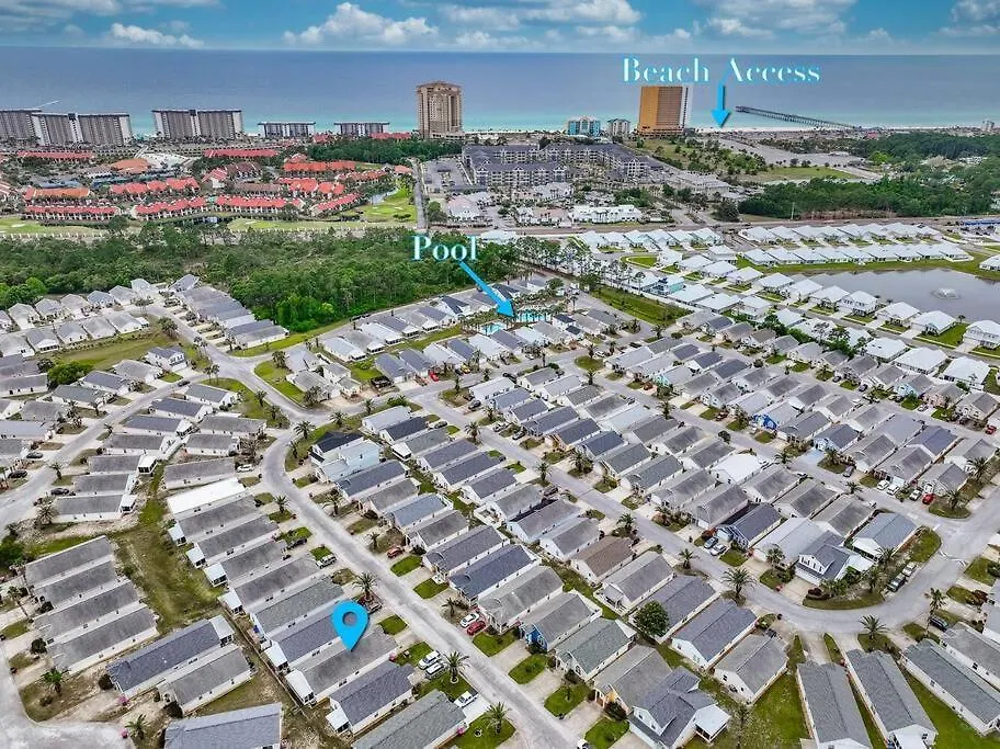 Walk 2 2Pools & Beach Front Back Covered Area Kids Rm Panama City Beach Holiday home
